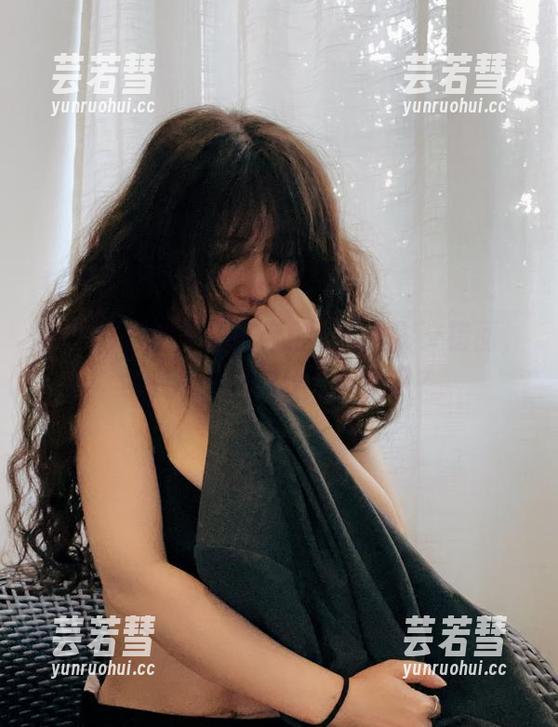 樱晚gigi的圣诞图库精选，光影交错间，你想从中找到什么秘密吗？