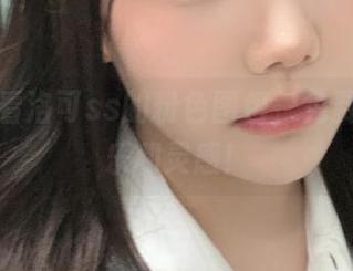 快来看看洛可ss的粉色图包，免费领取欢乐和灵感！