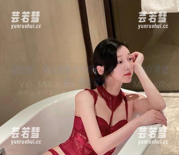 牛奶里的果汁 微密圈 - 牛奶里的果汁图包:女仆不只会打理房间,也会整蛊!