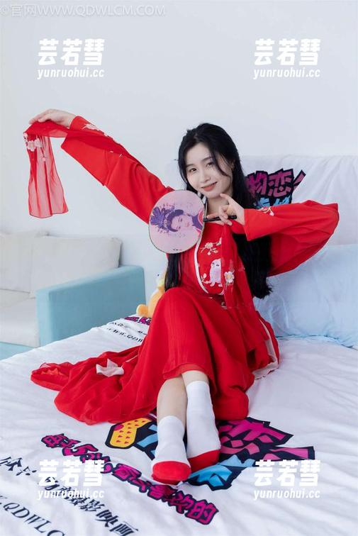 物恋传媒-小竹 物恋传媒 - 从‘自拍’到‘私拍’:小竹图片里的那份不经意的魅力