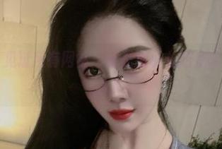 微密圈 – 见过所有网袜，还是猪小七的免费图片最撩人！