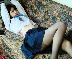 坐下来，翻开白莉爱吃巧克力的夏天——图册与原图中的惬意时光！