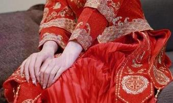 微密圈 – 全集独家：白龙猫女的复古无弹力咖啡色丝秘境