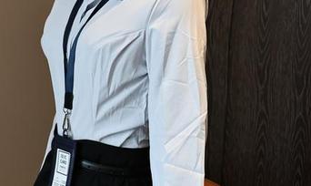 秀人网 – 在办公室职员的世界里，唐安琪用写真告诉你什么叫‘真美’！