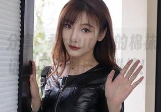 秀人网 – 分享媃柔rourou的棉袜图包，见证温暖与调皮的碰撞！