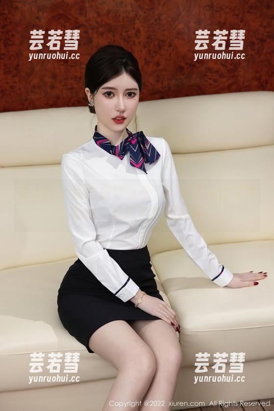 秀人网 - 别被婚纱迷惑了！安然儿的写真图集，戏谑与优雅并存