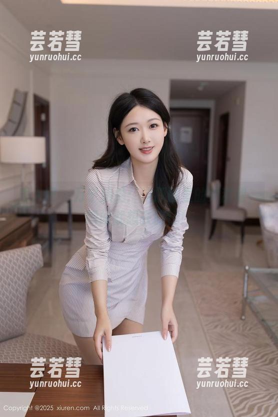秀人网 - 万宁旅拍：这原图里的尹甜甜，瞬间就想去旅行！
