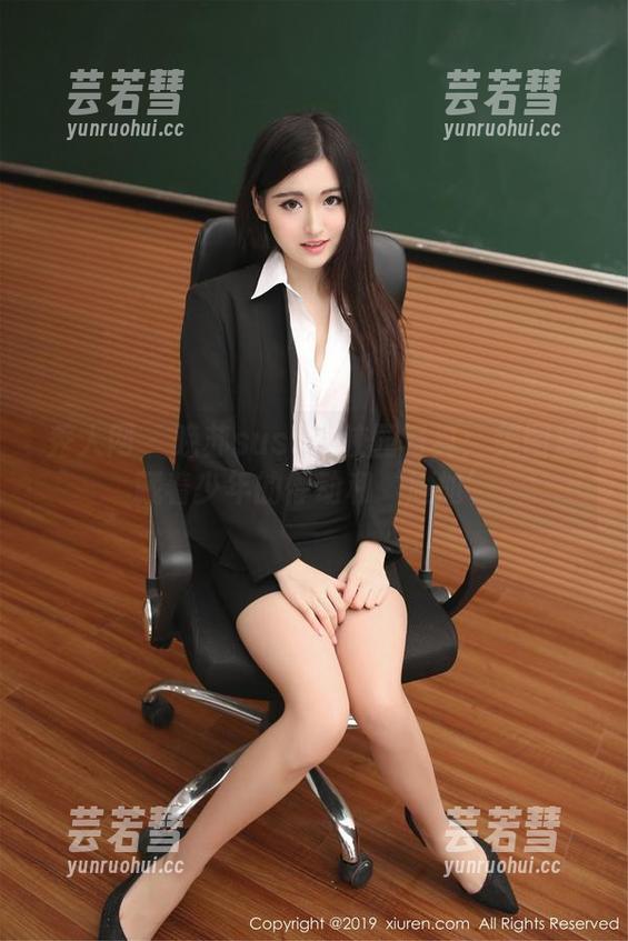 秀人网-晚苏susu 秀人网 - 晚苏susu的校园写真:美图里藏着少年的悸动和‘尴尬’