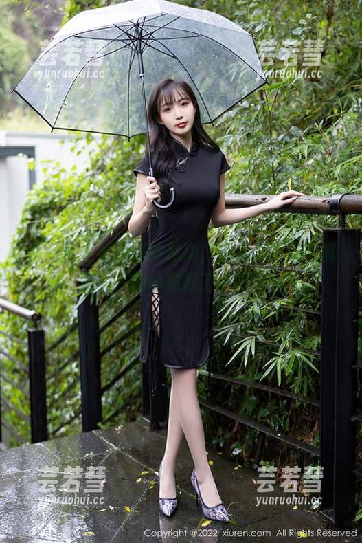 秀人网-林文文 秀人网 - 她的婚纱私拍,林文文带来的魔力,让人一秒钟想起了小时候的梦。