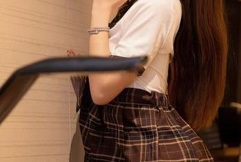 秀人网 – 黄乐然的写真图集，轻薄蕾丝配朦胧丝袜，真是犯规啊！