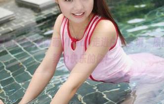 美媛馆 – 跟随K8傲娇萌萌Vivian走进白色梦境，原图壁纸送给努力快乐的你！