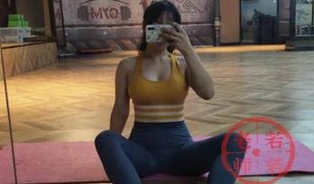 微密圈 – 教科书式的制服写真集，若若老师让你怀疑自己：难道我也需要变身吗？！