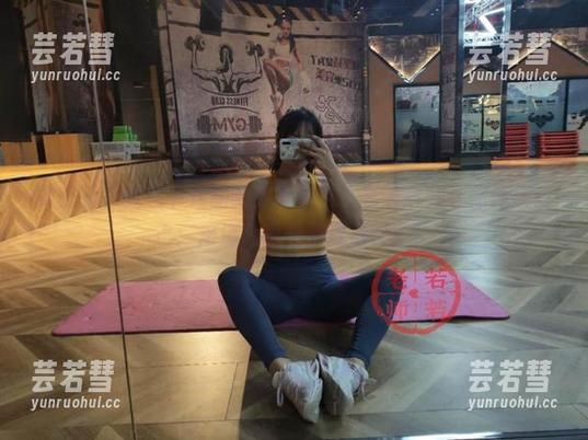 微密圈 - 教科书式的制服写真集，若若老师让你怀疑自己：难道我也需要变身吗？！