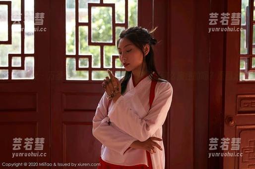 蜜桃社 - 万圣节真希的搞怪瞬间：你见过这么魔性的吗？原图分享！