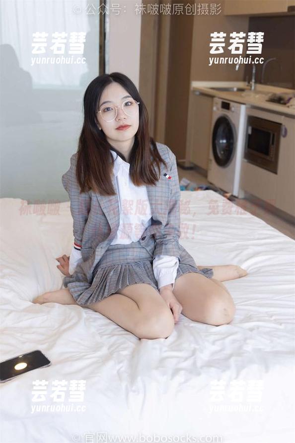 袜啵啵 - 超长花絮版大揭秘，免费稚予黑丝资源等你来收！