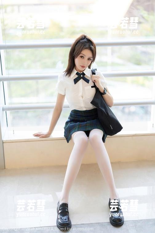 语画界-林乐一 语画界 - 林乐一的裤里丝全集下载:看看每一寸都是怎么穿搭的!