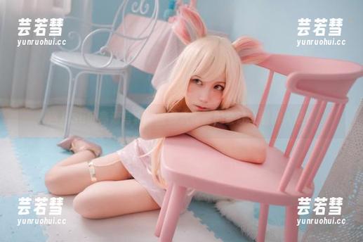 逐月Su 逐月Su的高清写真,宝多六花真的会让人看得入迷?