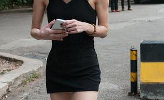 魔镜街拍 – 全套作品：婷婷的寒风肉丝圣诞美人，你敢来吗？