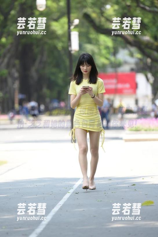 魔镜街拍 魔镜街拍:别走开,原图更新,范家辉模拍-芝芝和她的黄色包臀裙约你来见!