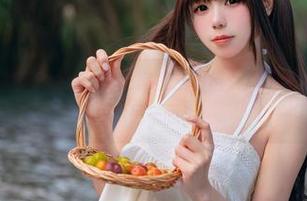 快来围观！黏黏团子兔的往生堂堂主胡桃，免费照片带你看兔兔的另一面！